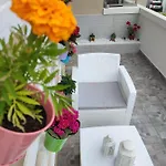 La Rosa Blutique - Boutique Near アパート Lucino