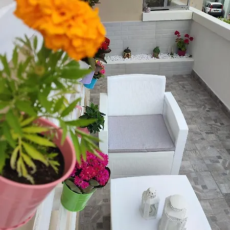 La Rosa Blutique - Boutique Near Appartamento Lucino